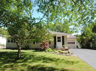 273 Coronado Dr, Rochester, NY 14617