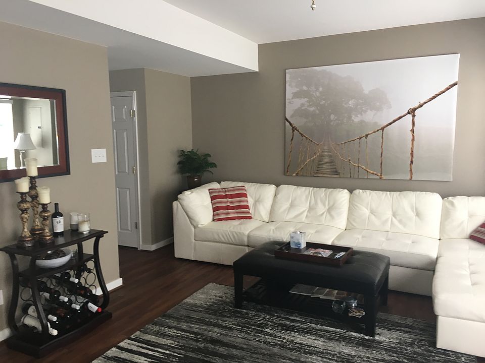 1st image of 11444 Abbots Cross Ln