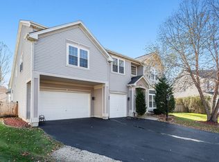 6691 Majestic Way, Carpentersville, IL 60110