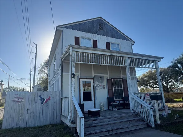 2011 Mary Moody Northen Blvd, Galveston, TX 77551