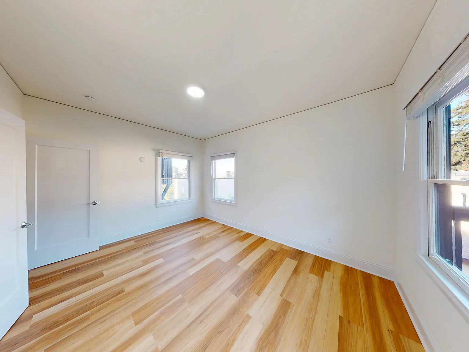 1729 Arch Street — Photo 4