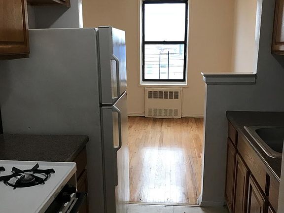 4th image of 945 Thieriot Ave #4M