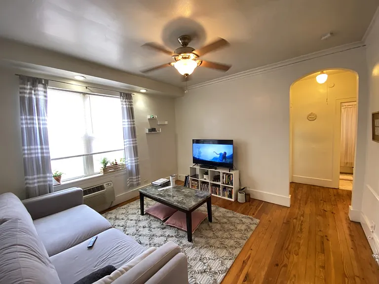 Cornelia Commons — Photo 10