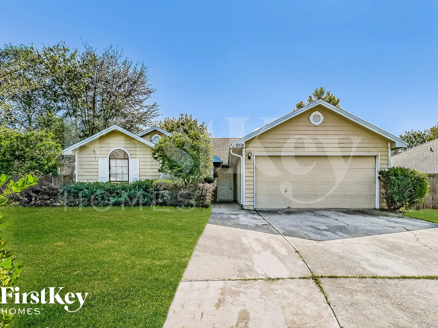 3 bed, 2.0 bath, 1771 sqft, $2,170 — Photo 1