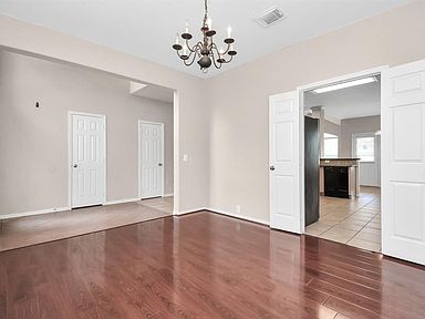 8810 Sunforest Ln, Pearland, TX 77584 | Zillow