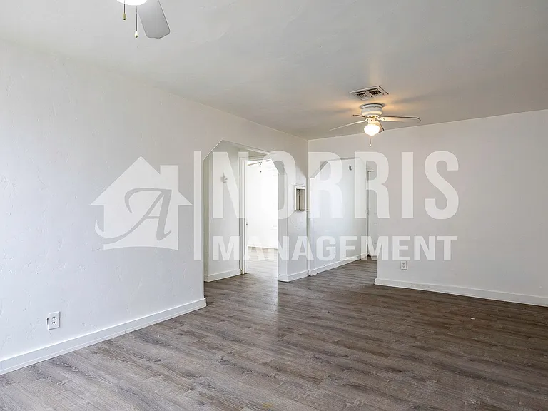 515 E 4th St — Photo 5