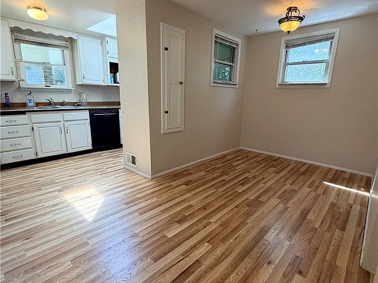 1704 State Ave — Photo 3