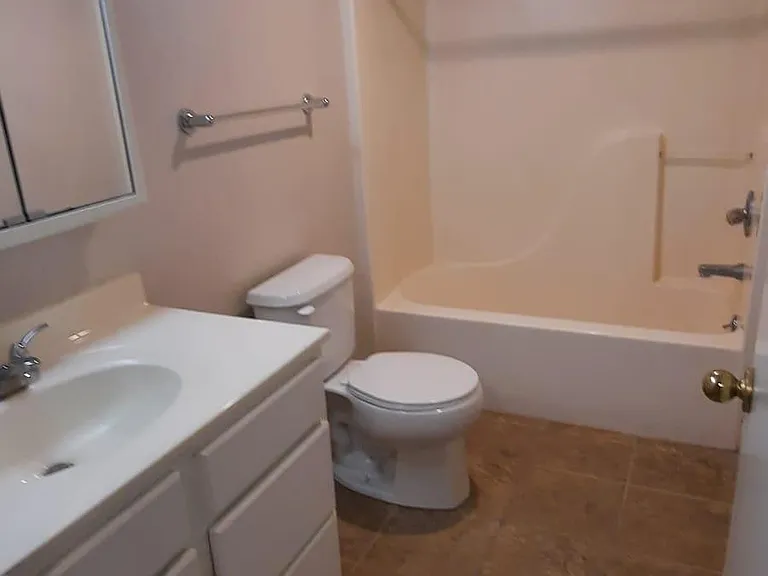 224 N 4th St #303 — Photo 3