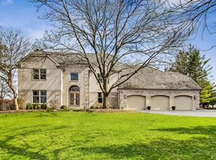 5620 Oakwood Rd, Long Grove, IL 60047