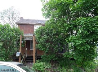 1607 Wall St, Saxton, PA