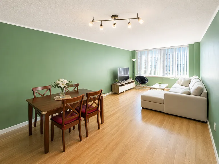 70 Park St #43 — Photo 6