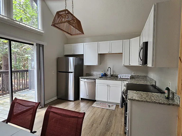 9 E Pine Ct — Photo 13