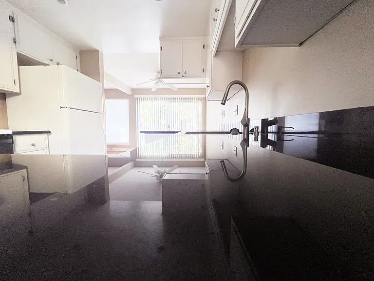641 Vasona Ct — Photo 2