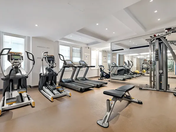 360 Central Park West 11C image 22 of 23