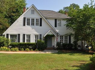 526 Hampton St, Camden, SC 29020