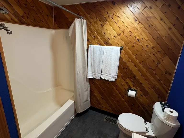 124 Chena St — Photo 15