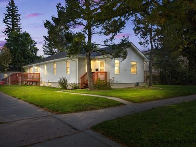 1107 E 20th St, Cheyenne, WY, 82001