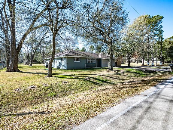 2nd image of 207 Little Buck Dr
