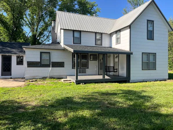 1762 E 90th Ave N, Udall, KS 67146