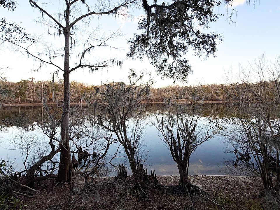 1st image of 0 SE Earl Blvd