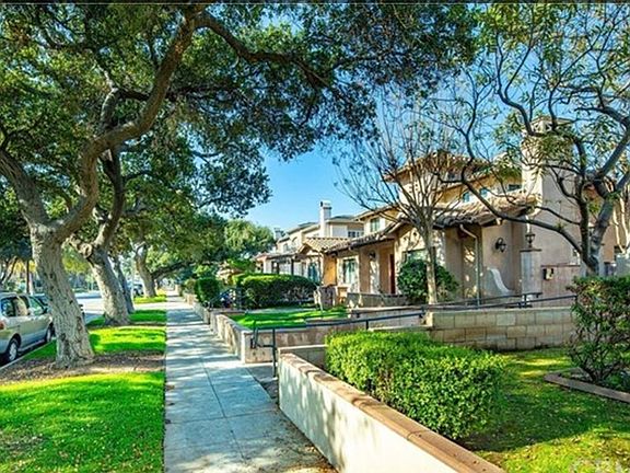 Walkable Oswego street