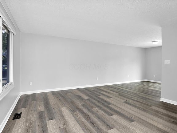 5th image of 4183 Little Pine Dr
