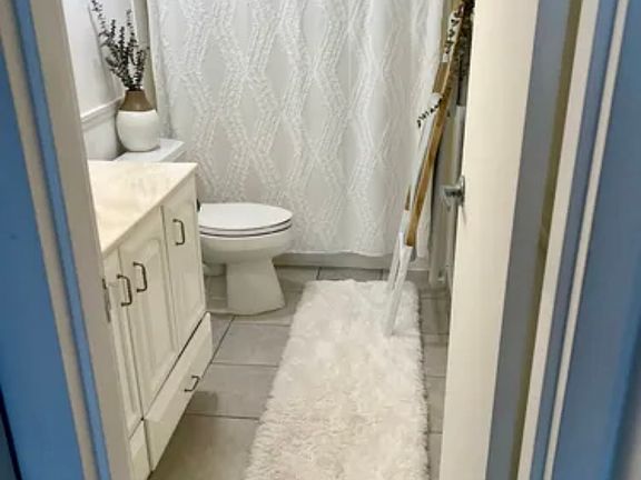 4th image of 2821 N Miami Beach Blvd #4Q