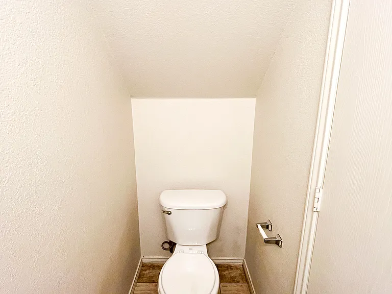 308 Creek St #A — Photo 12