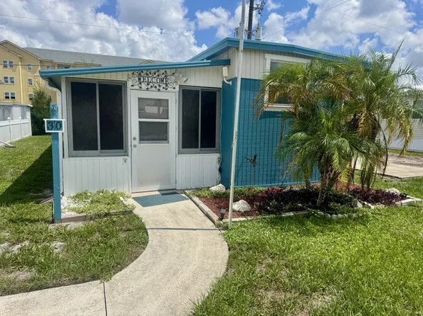 30 Tangerine St, Palmetto, FL 34221