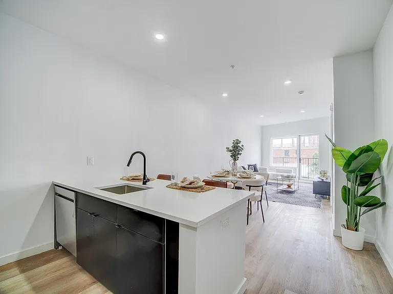 486 Market St #301D — Photo 2