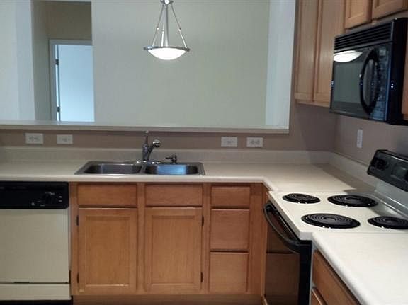 2nd image of 7557 Mansion Cir