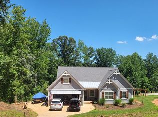 133 Friendship Pointe Dr, Seneca, SC 29678