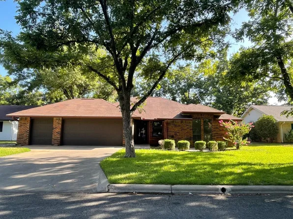 334 Columbine, Meadowlakes, TX 78654