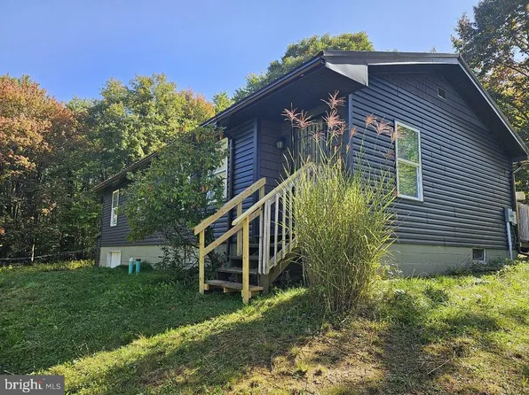 77 Hickory St, Houtzdale, PA 16651