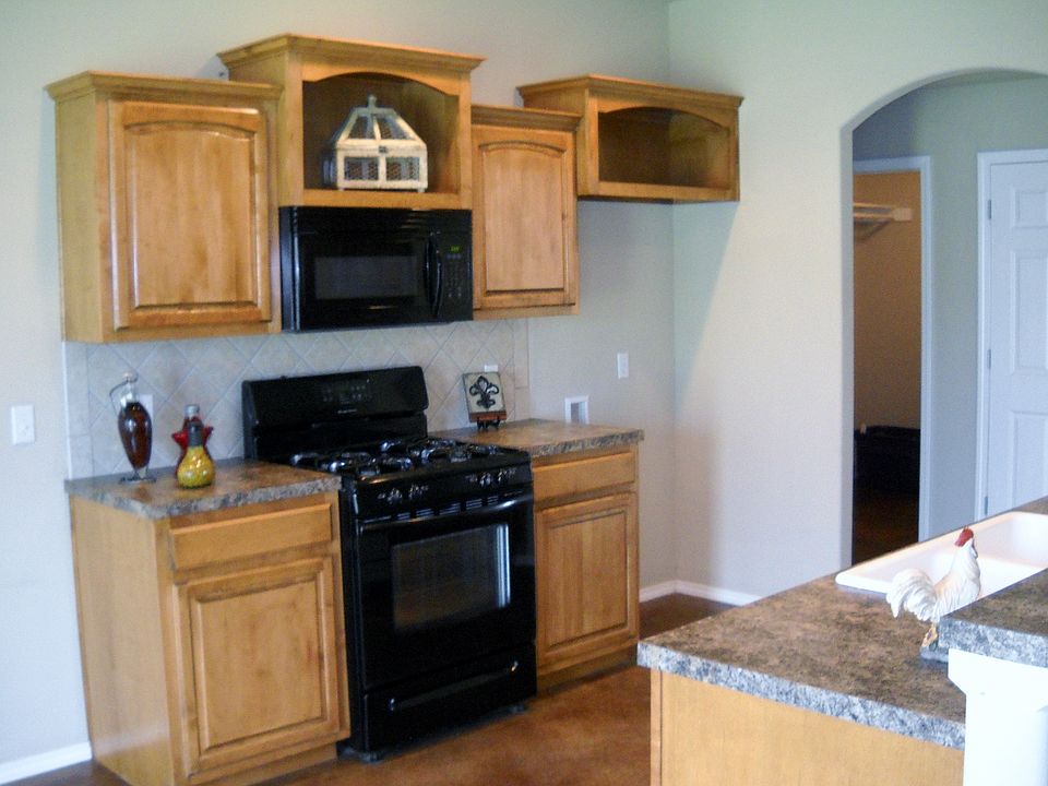 Lg open  kitchen