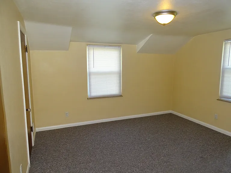 1112 W Maumee St #2 — Photo 13