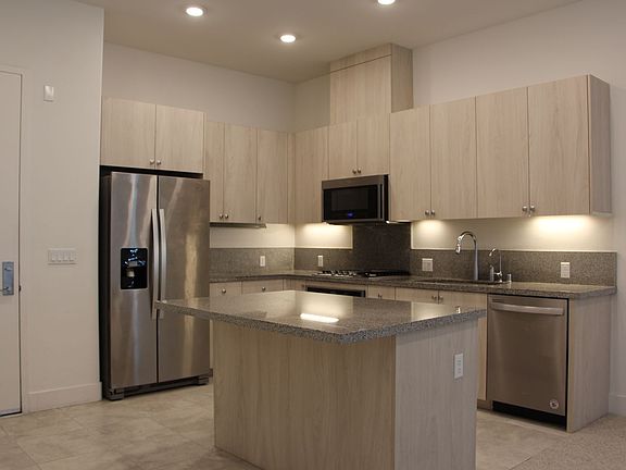 5th image of 45128 Warm Springs Blvd #623