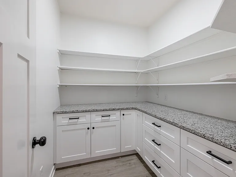 6204 Franciscan Dr — Photo 12