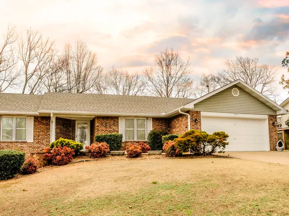1305 Sammy St, Mountain Home, AR 72653