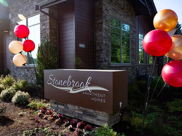 Stonebrook — Photo 30