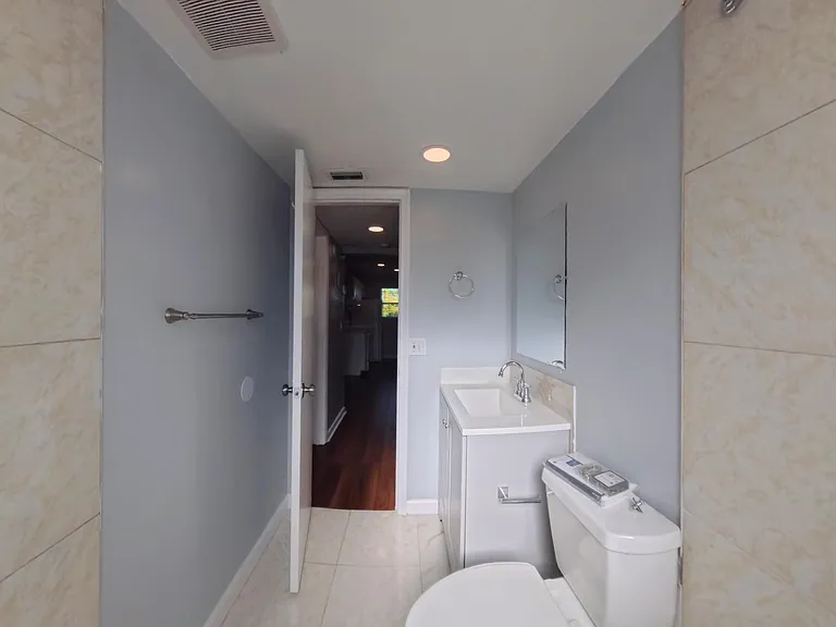 2301 SE 4th St #15 — Photo 18
