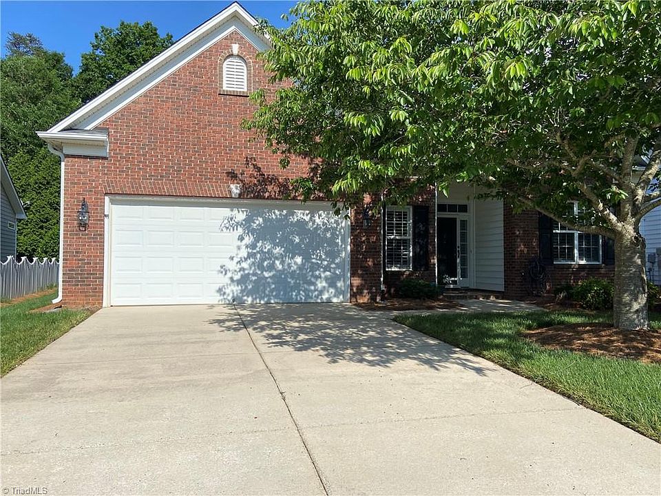 1st image of 4816 Lake Laurel Ct