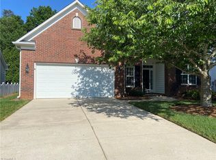 4816 Lake Laurel Ct, Greensboro, NC 27455
