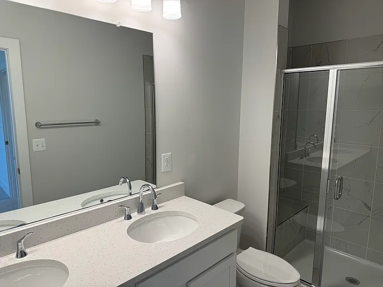 Primary Bedroom Full Bathroom