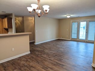 3045 Westminster Dr APT 205, Beavercreek, OH 45431