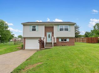 1029 Bradley Dr, Lawrenceburg, KY 40342