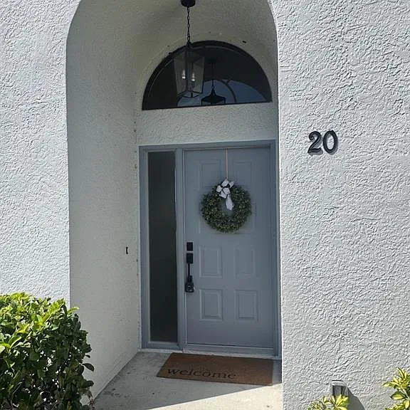 2749 Countryside Blvd #20 — Photo 2