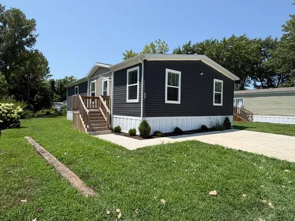 17311 E Us Highway 40 Site #I31, Independence, MO 64055