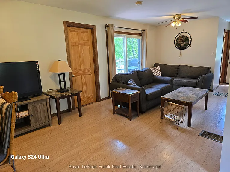 115 Kennedy Dr — Photo 12