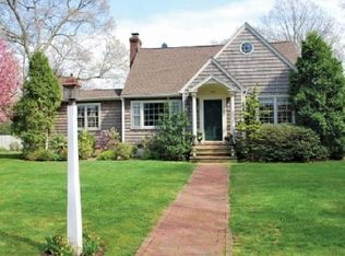 1556 Noyac Rd, Southampton, NY 11968